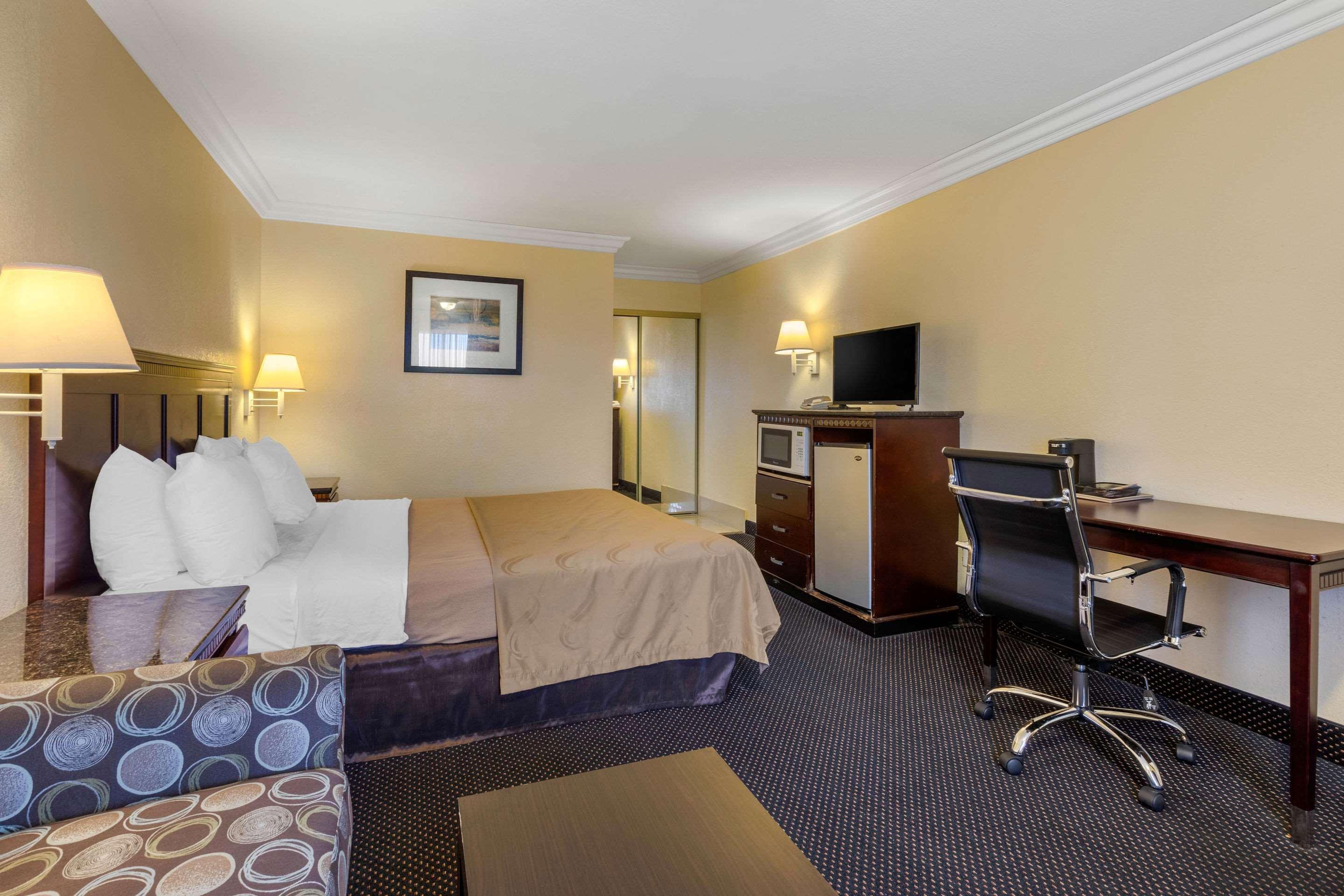 Quality Inn Lomita-Los Angeles South Bay Exterior photo