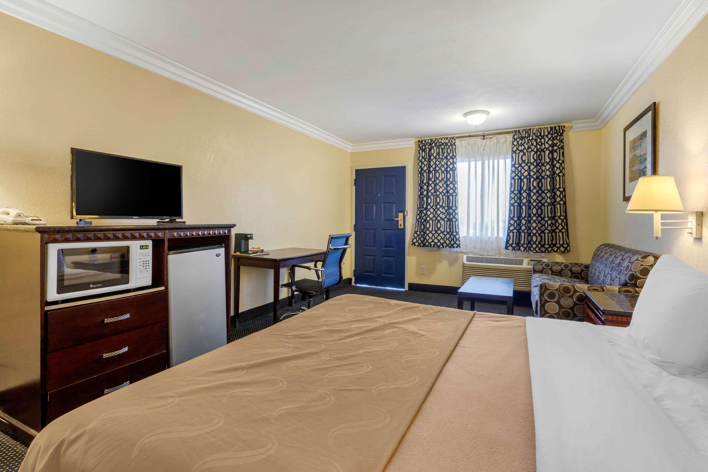 Quality Inn Lomita-Los Angeles South Bay Exterior photo